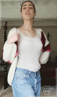 myGif_miriamleone_2020.12.04.gif