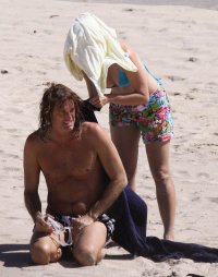 kristin davis in bikini 03.jpg