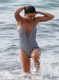 nina dobrev con jessica szohr in bikini 34.jpg