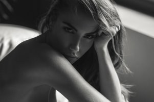 Rebecca-Bagnol-by-Hannes-Walendy-2.jpg