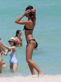 karrueche tran in bikini nero 36.jpg