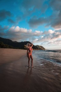 Kendra_Sunderland_836.jpg