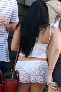 ariel winter in pizzo 04.jpg