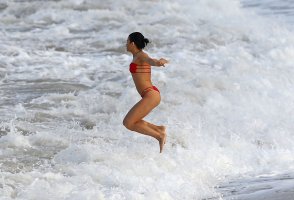jenna dewan in bikini 17.jpg