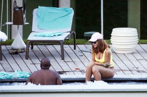 rihanna in pool 26.jpg