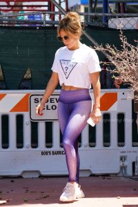 Jennifer-Lopez-Sexy-The-Fappening-Blog-57-1.jpg