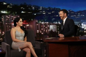 ariel winter al tonight show 05.jpg
