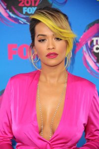 rita ora al gala 08.jpg