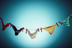 depositphotos_67683947-stock-photo-womans-panties-on-rope.jpeg