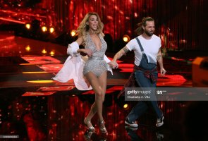 vittoria schisano a ballando con le stelle 05.jpg