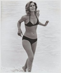10 Sally Kellerman 2.jpg