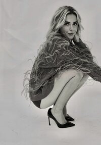kiernan-shipka-11-09-2021-3_thumbnail.jpg