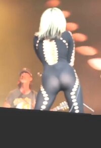 miley29.jpg