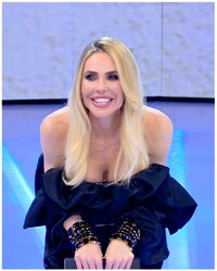 Ilary Blasi (33).jpg