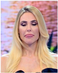 Ilary Blasi (37).jpg