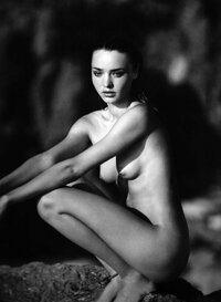 Miranda-Kerr-Naked-021.jpeg