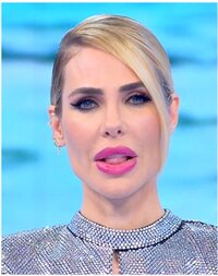 ilary blasi (8).jpg