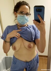 Krankenschwester_mit_dicken_Titten-26.jpg
