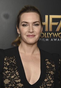 kate winslet al gala (12).jpg