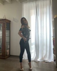 giovannamartiniofficial_20200329_p_2275450561189192761_1_2275450561189192761.jpg