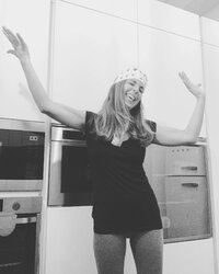 giovannamartiniofficial_20201112_p_2440987648428481802_1_2440987648428481802.jpg