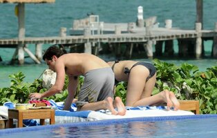 Blake-Lively-Feet-373270.jpg
