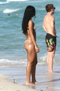 karrueche tran in bikini (01).jpg