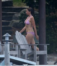 cindy crawford in bikini (10).jpg