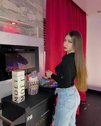eli.espositoo_1684506853550.jpg