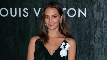 Alicia Vikander.jpg
