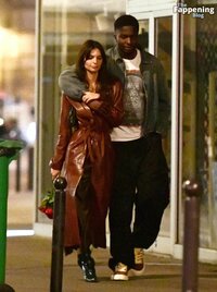 Emily-Ratajkowski-Sexy-33-The-Fappening-Blog-3.jpg