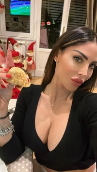guendalinatavassi_1701203993_3246256879364168661_226809631.jpg