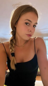 bonigiorgia_3264376344484946978.jpg